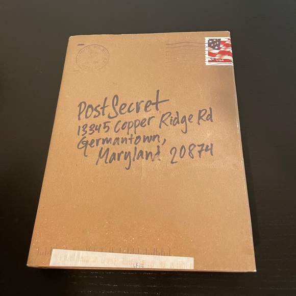 Set of 4 Post Secret Hardcover Books by Frank Warren Like New Coffee Table Books - Picture 5 of 5